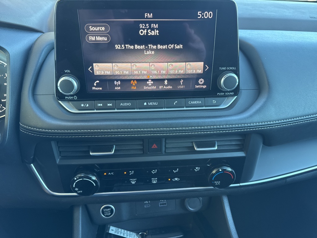 2023 Nissan Rogue S photo 14