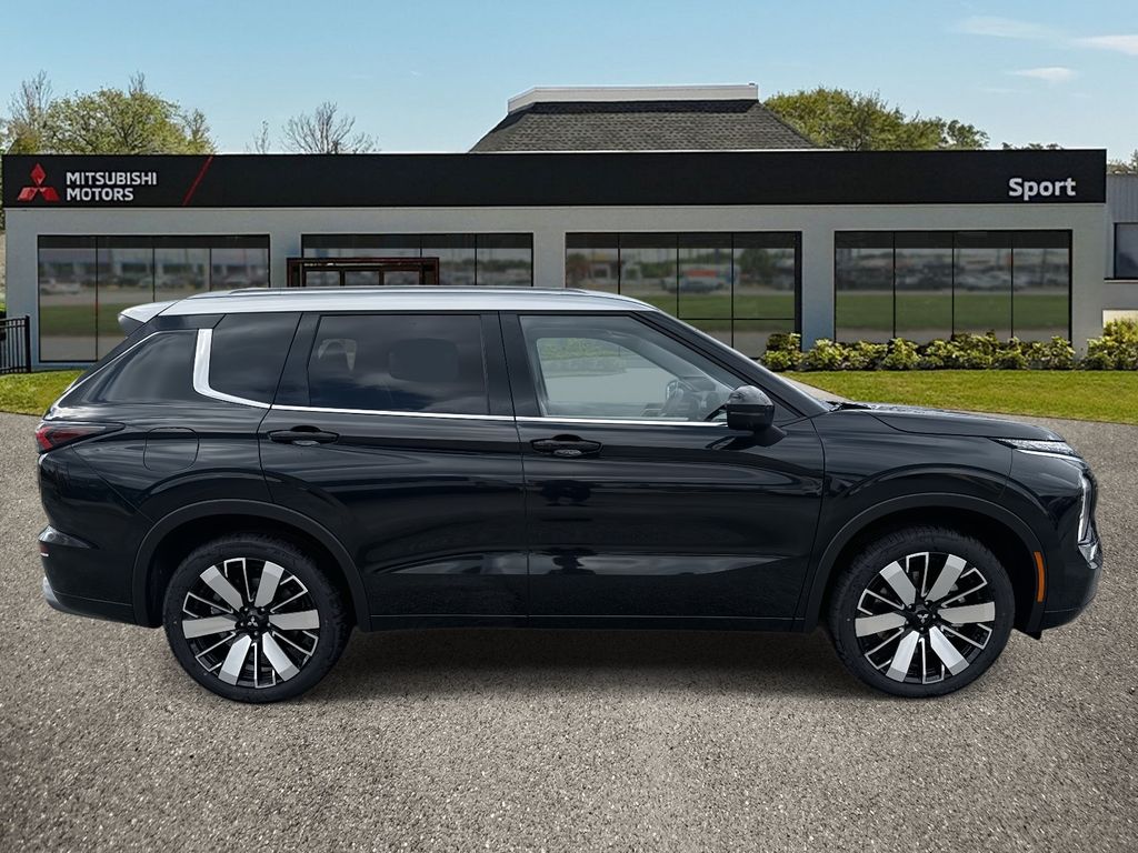 2025 Mitsubishi Outlander SEL GT photo 2