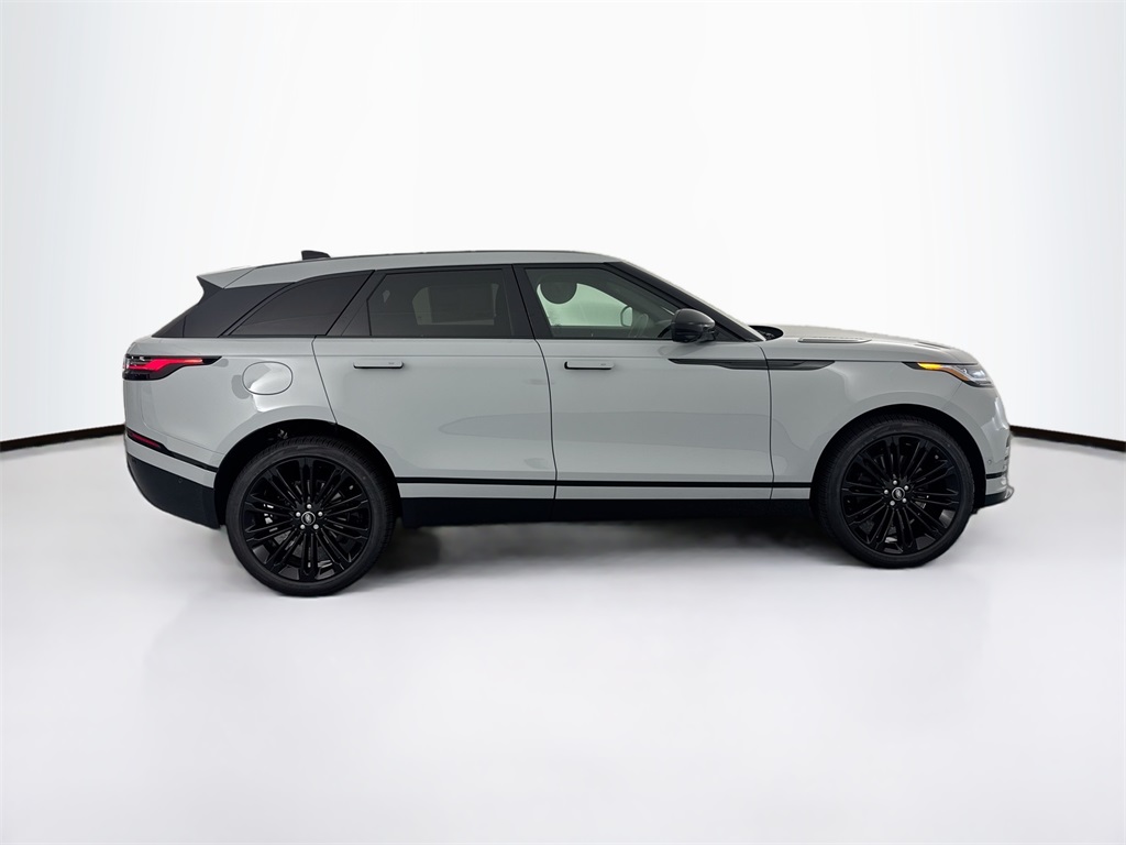 2026 Land Rover Range Rover Velar P250 Dynamic SE photo 4