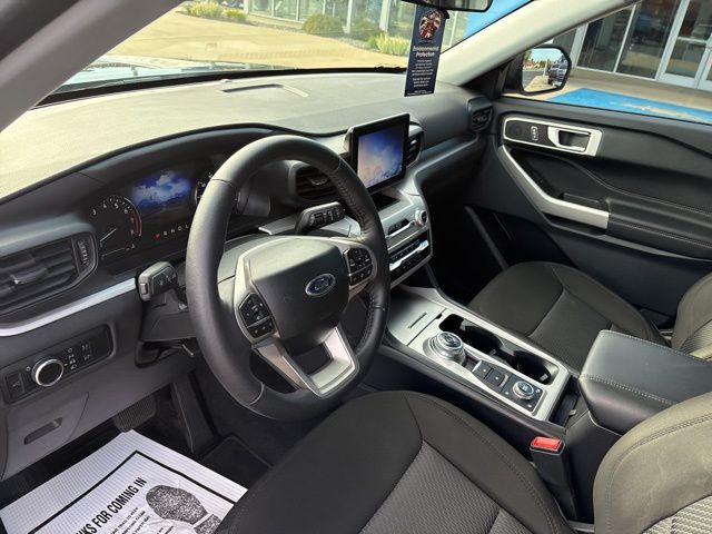 2024 Ford Explorer XLT photo 18