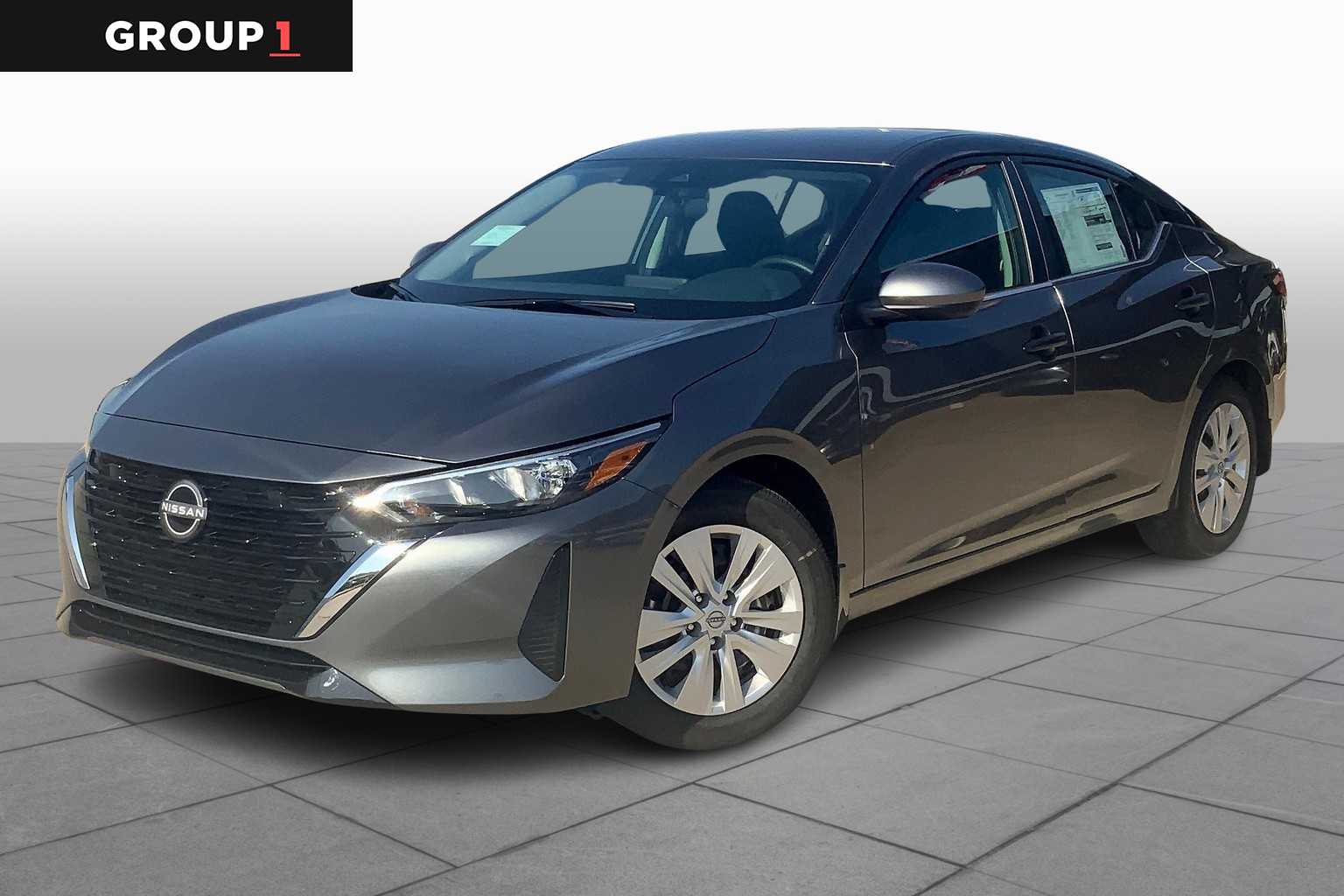 2025 Nissan Sentra S's photo