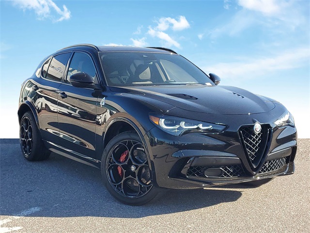 2024 Alfa Romeo Stelvio Quadrifoglio's photo