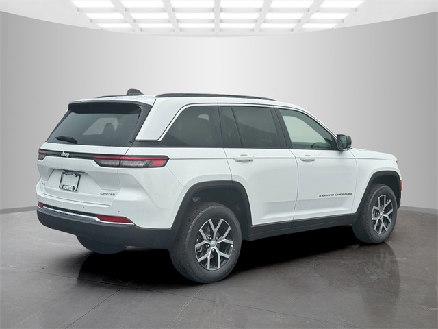 2025 Jeep Grand Cherokee Limited photo 4