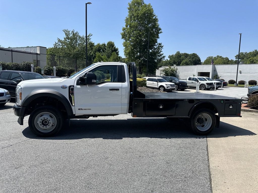 2024 Ford F-550 XL photo 4
