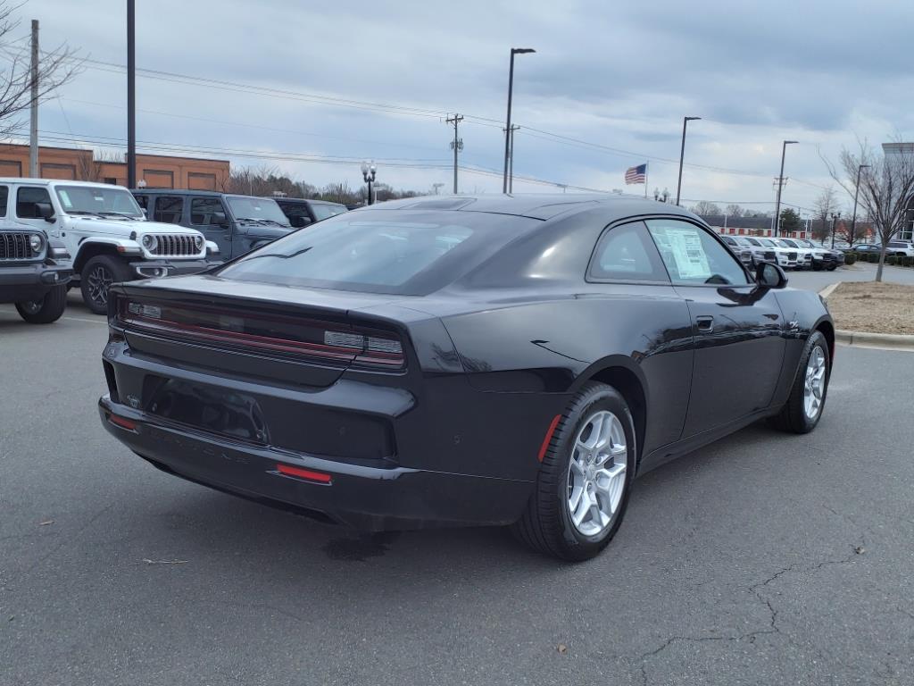 2025 Dodge Charger R/T photo 16