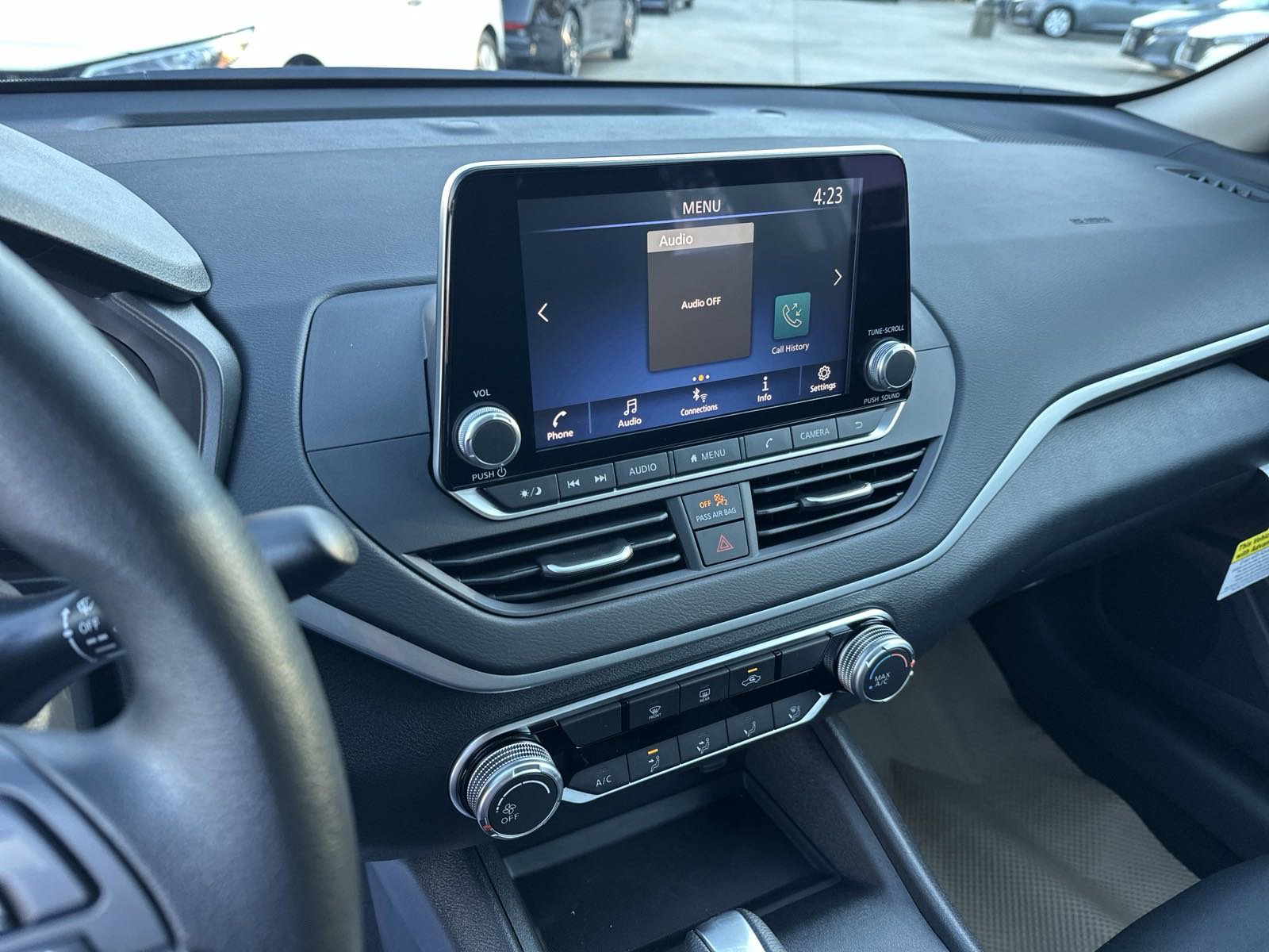 2025 Nissan Altima S photo 28