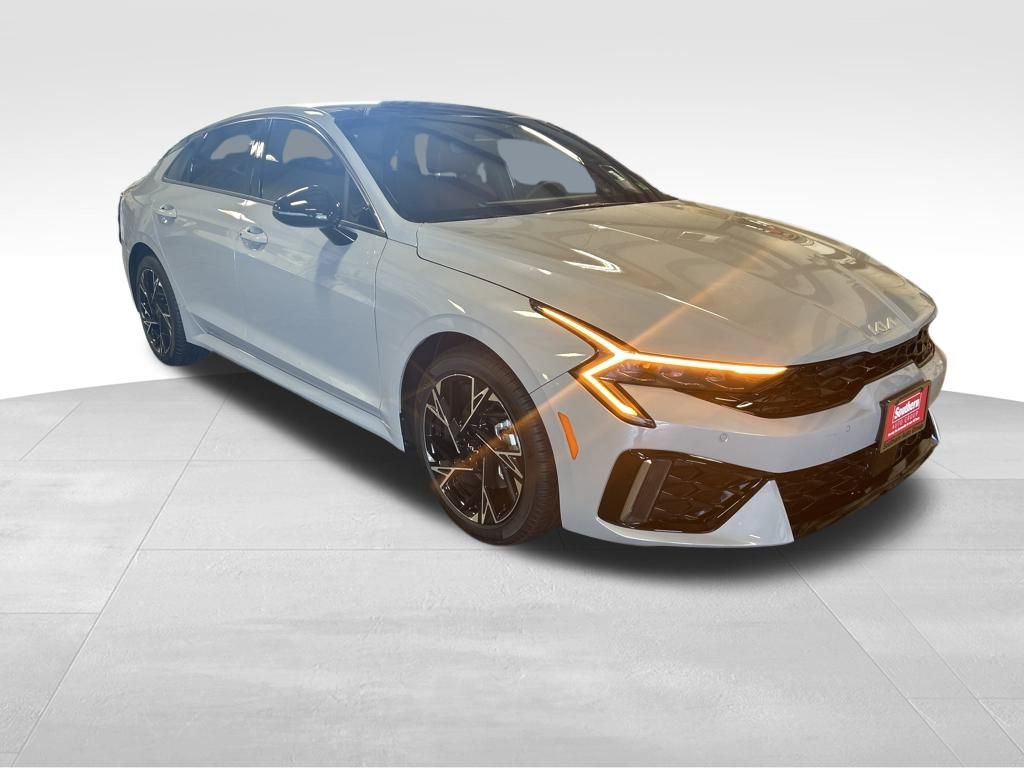 2025 Kia K5 GT-Line photo 7