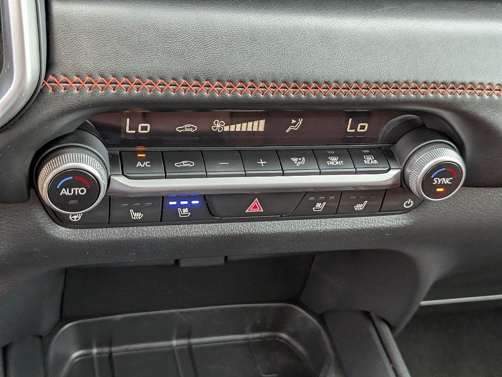 2025 Mazda CX-50 Meridian Edition photo 26