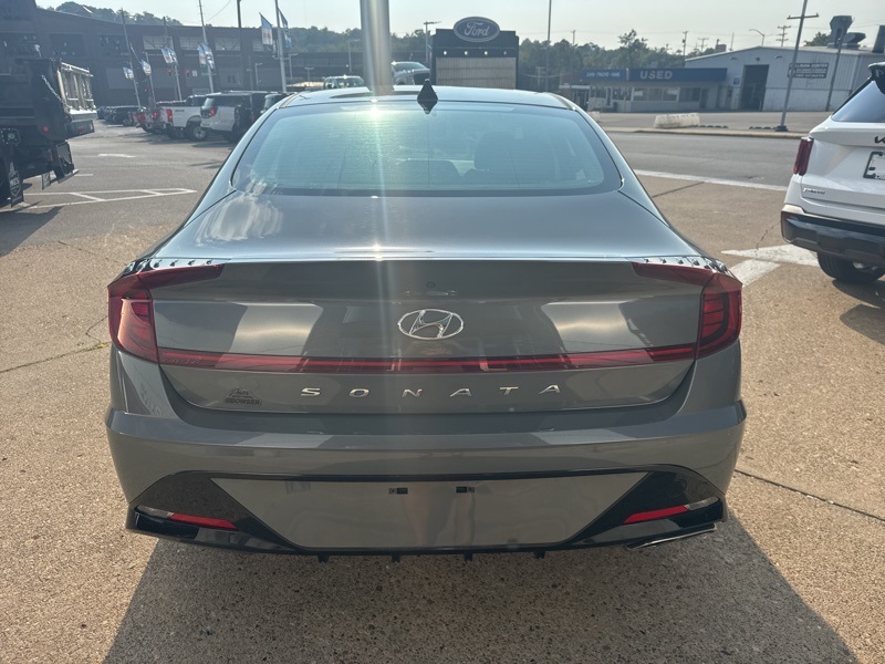 2022 Hyundai Sonata SEL photo 5