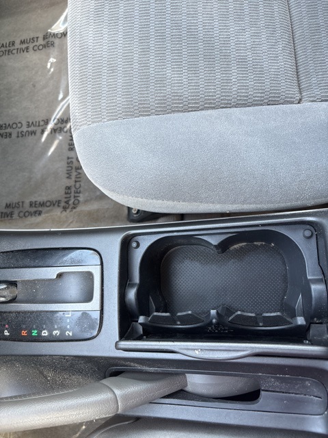 2005 Toyota Camry LE photo 22