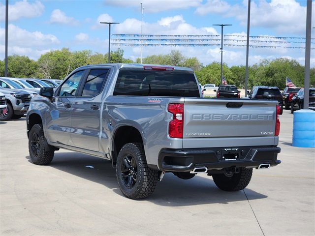 2026 Chevrolet Silverado 1500 Custom Trail Boss photo 3