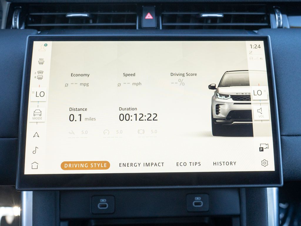 2024 Land Rover Discovery Sport S photo 22