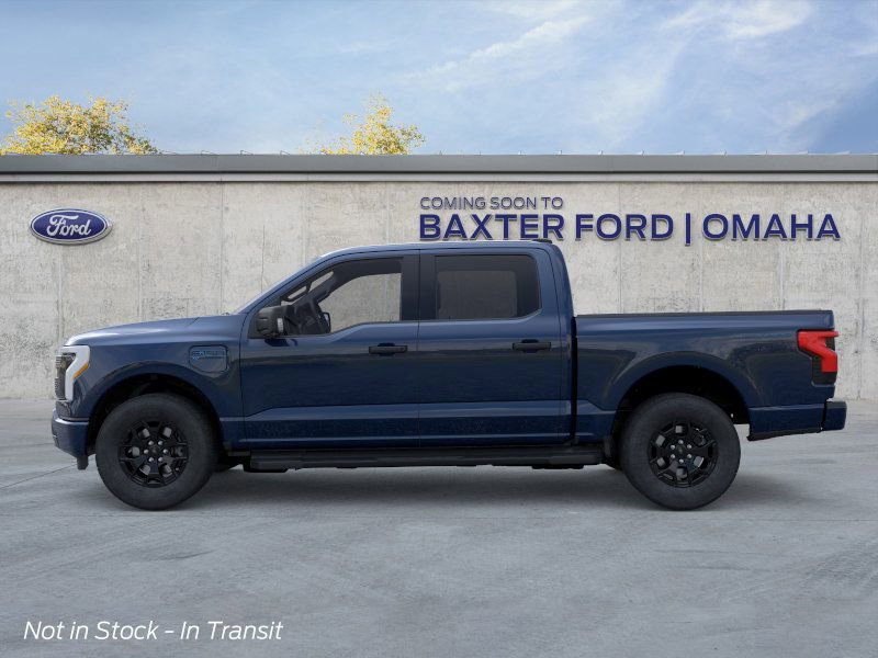 2025 Ford F-150 Lightning XLT photo 17