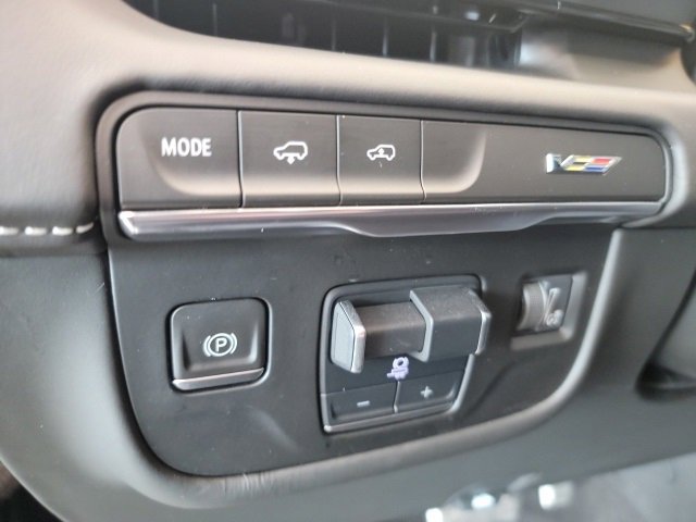 2023 Cadillac Escalade V-Series photo 14