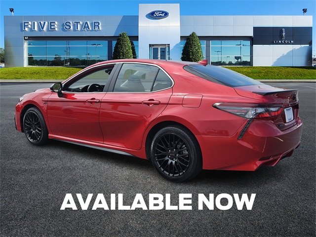 2024 Toyota Camry SE photo 5
