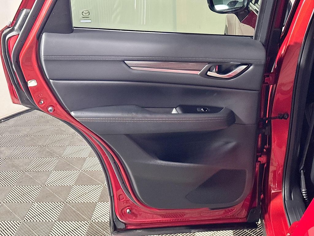 2019 Mazda CX-5 Grand Touring photo 18