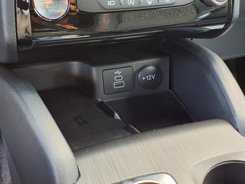 2025 Ford Escape ST-Line Select photo 21
