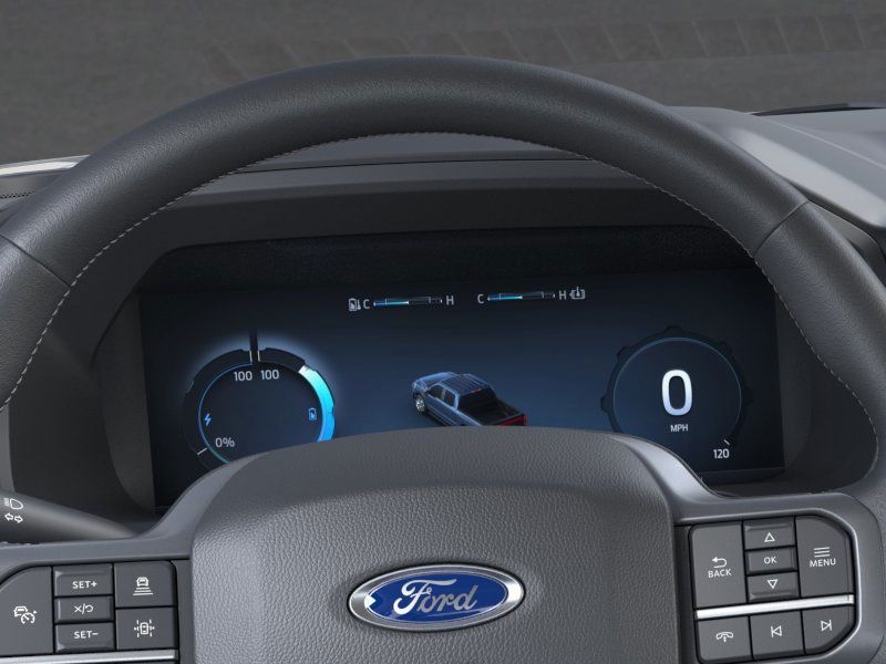 2025 Ford F-150 Lightning photo 13