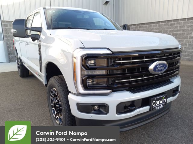 2026 Ford F-350 Super Duty Platinum's photo