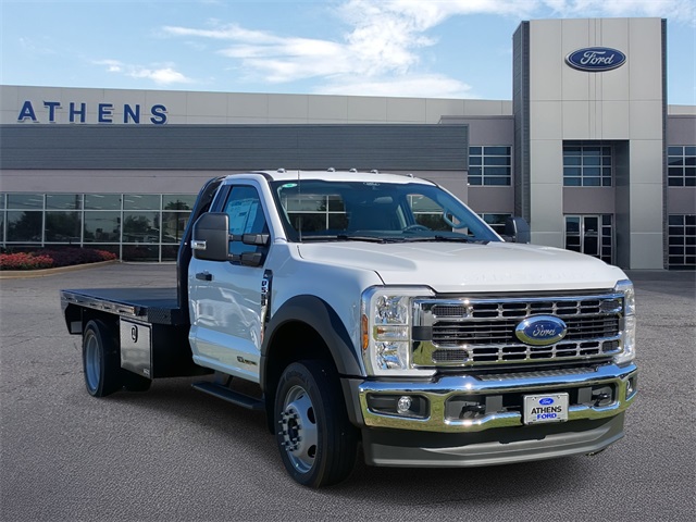 2025 Ford F-550 Super Duty Chassis Cab XL's photo