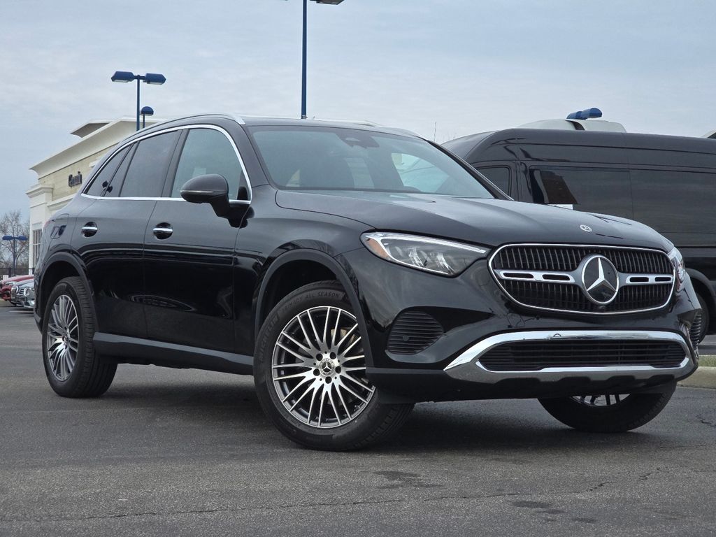 2026 Mercedes-Benz GLC