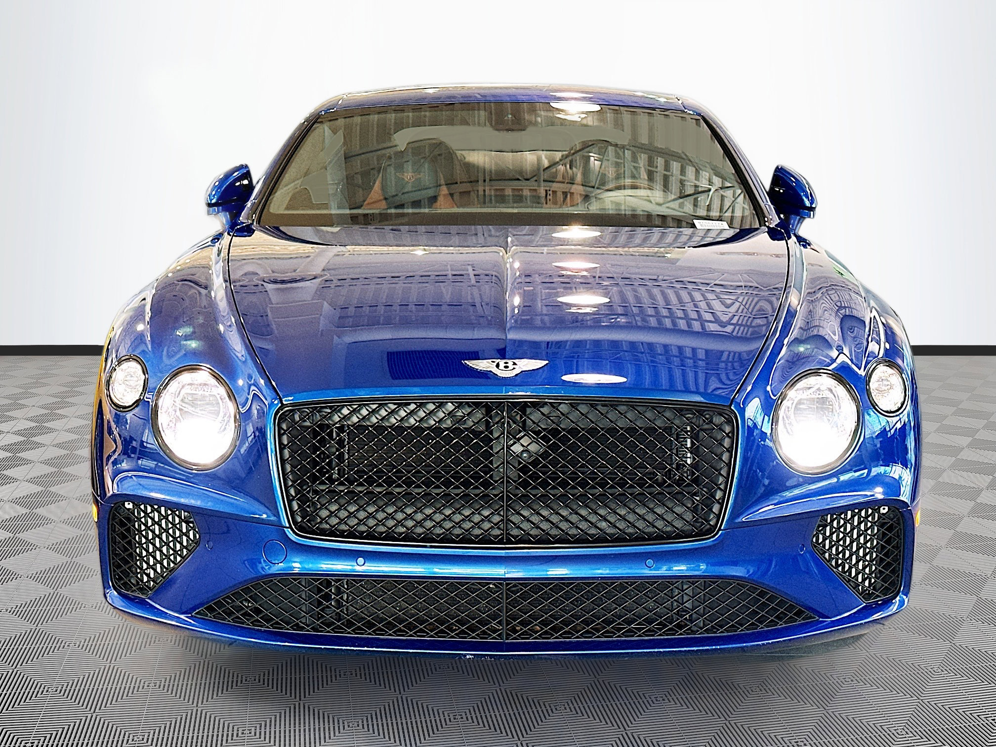 2022 Bentley Continental GT V8 photo 2