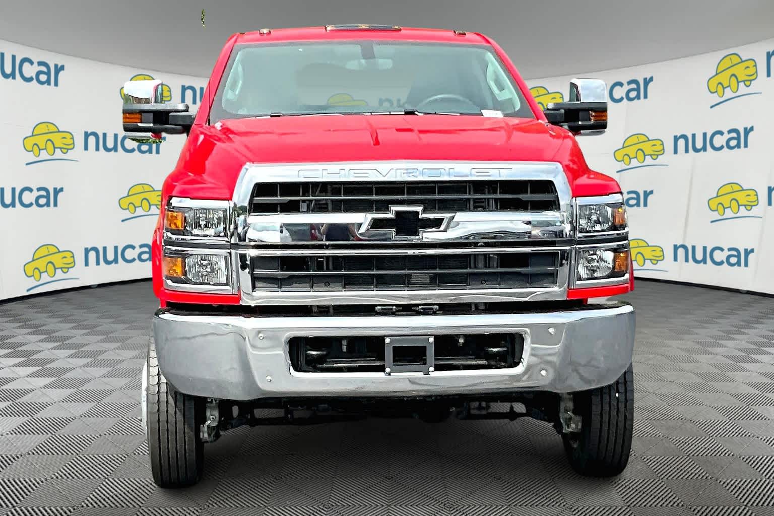 2024 Chevrolet Silverado 5500HD Work Truck photo 2