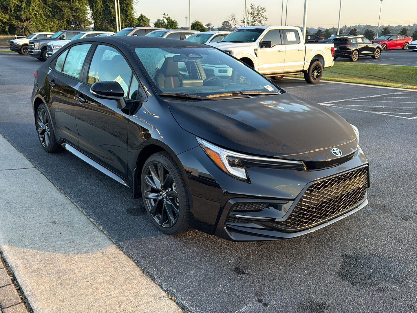 2026 Toyota Corolla SE photo 6