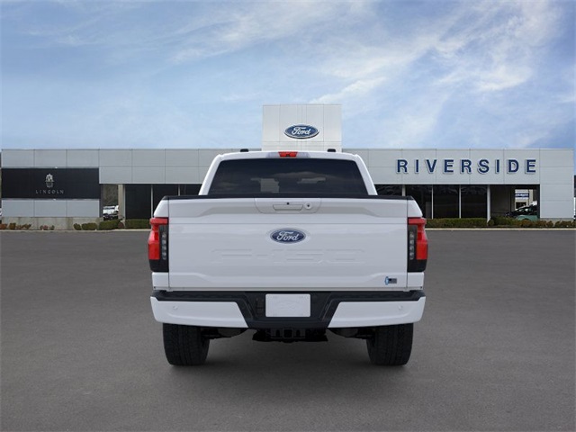 2025 Ford F-150 Lightning photo 5