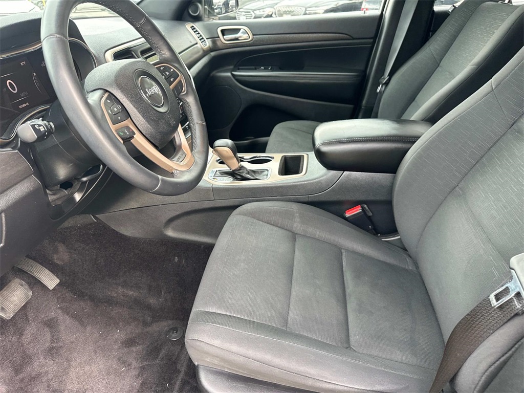 2017 Jeep Grand Cherokee Laredo photo 13