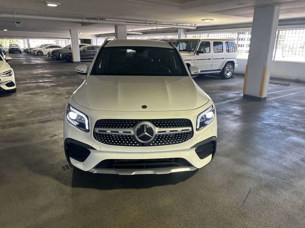 2021 Mercedes Benz GLB 250 photo 2