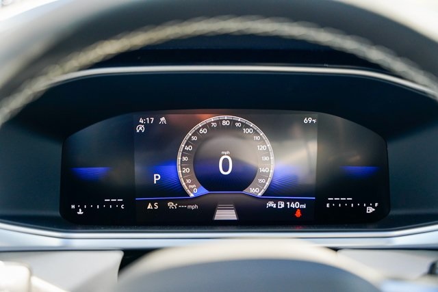 2025 Volkswagen Taos SE photo 5
