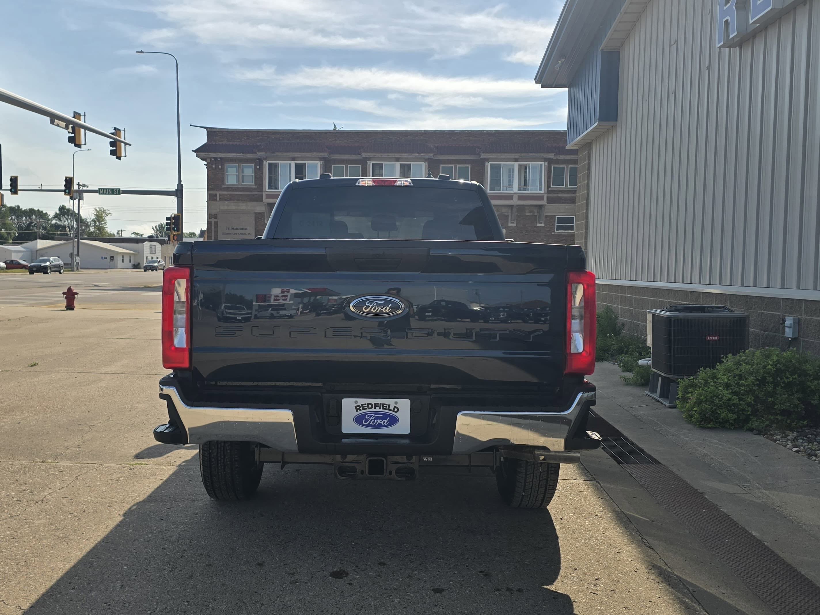 2025 Ford F-350 XLT photo 4