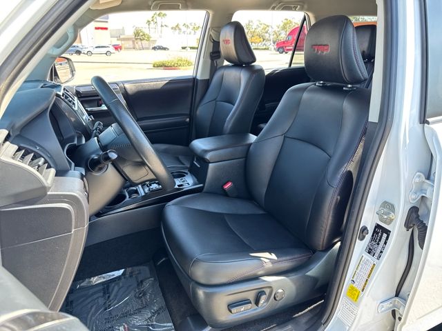 2024 Toyota 4Runner TRD Off-Road Premium photo 2