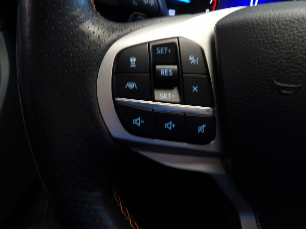 2022 Ford Explorer Timberline photo 32