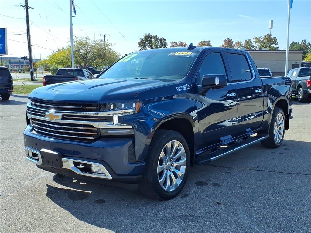 2022 Chevrolet Silverado 1500 High Country photo 3