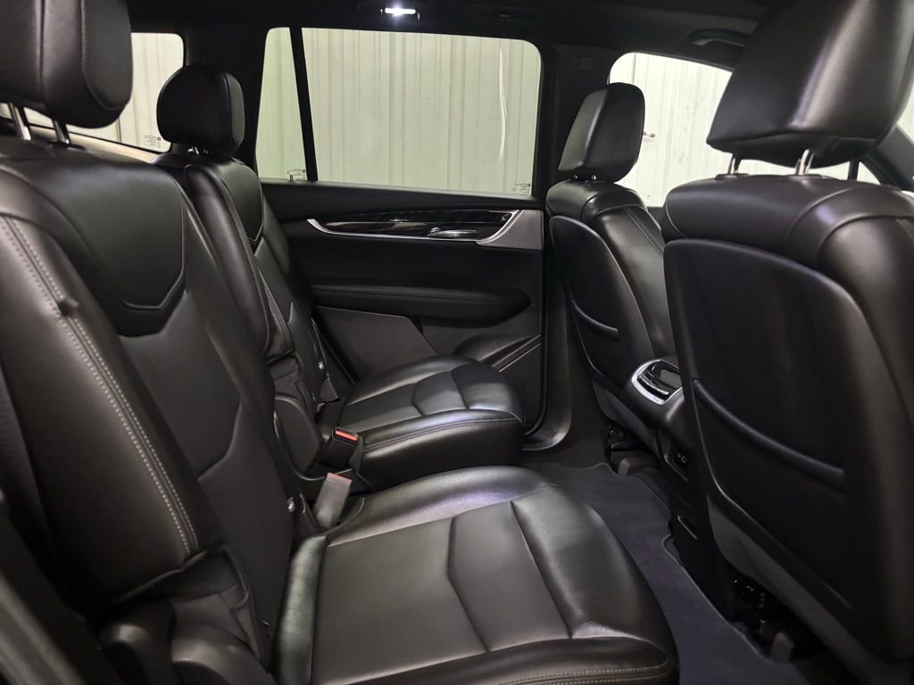 2025 Cadillac XT6 Premium Luxury photo 18