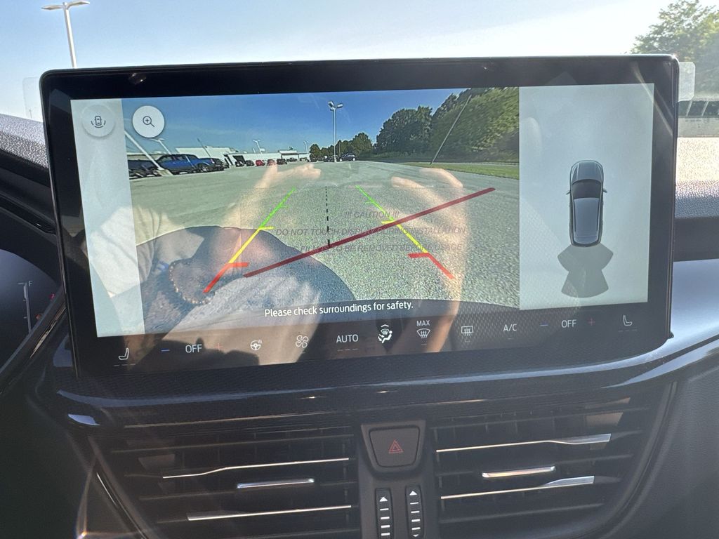 2025 Ford Escape ST-Line photo 21