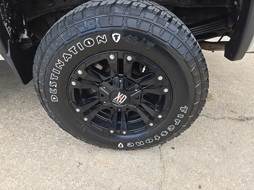 2015 Gmc Sierra Base photo 30