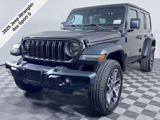 2025 Jeep Wrangler Sport S 4xe photo 4