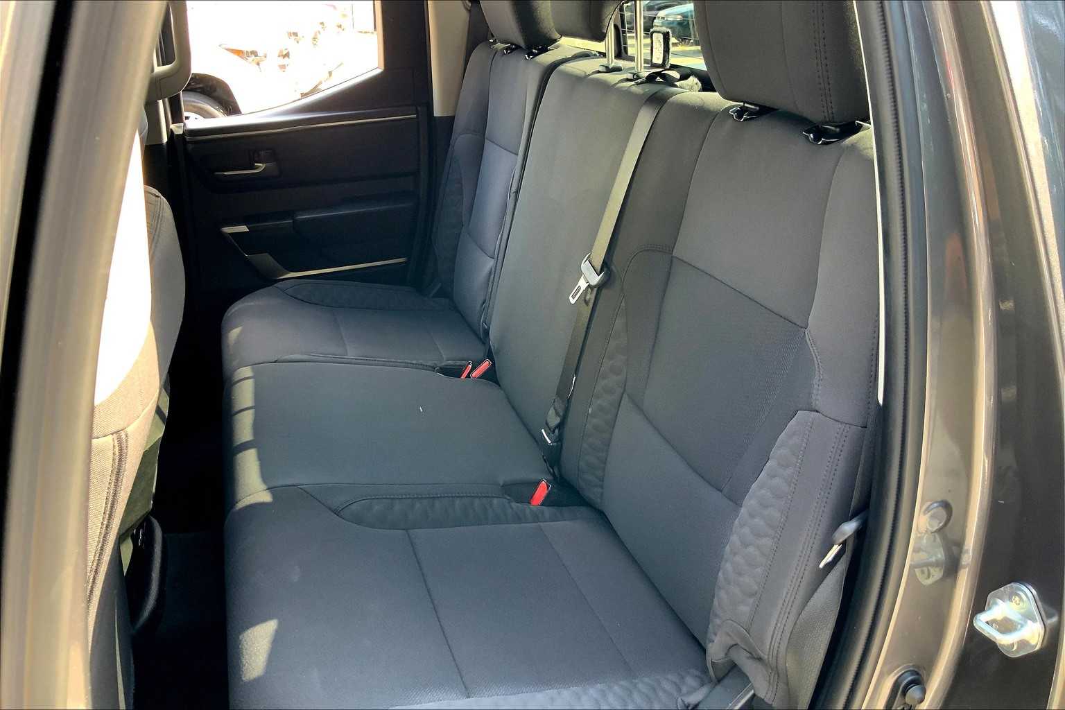 2024 Toyota Tundra SR5 Double Cab photo 18