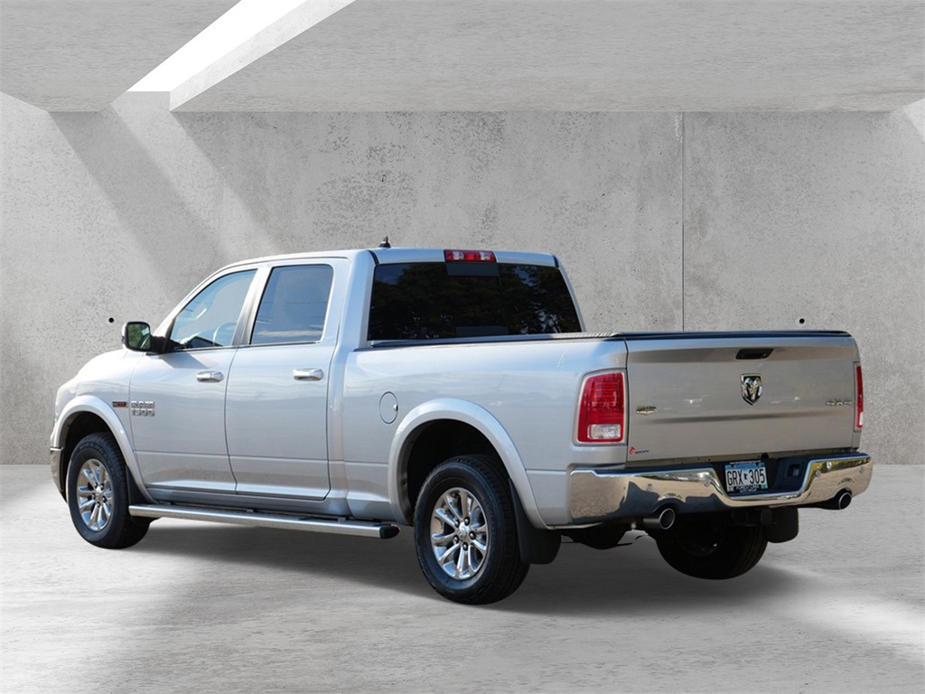 2016 Ram 1500 Laramie photo 3