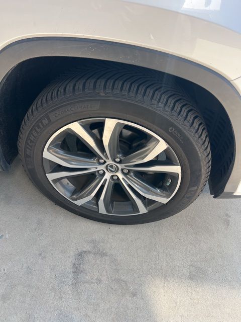 2019 Lexus RX 350 photo 2