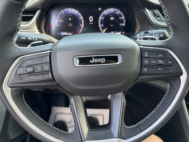 2025 Jeep Grand Cherokee Laredo X photo 30