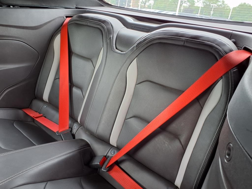 2023 Chevrolet Camaro 2LT photo 13