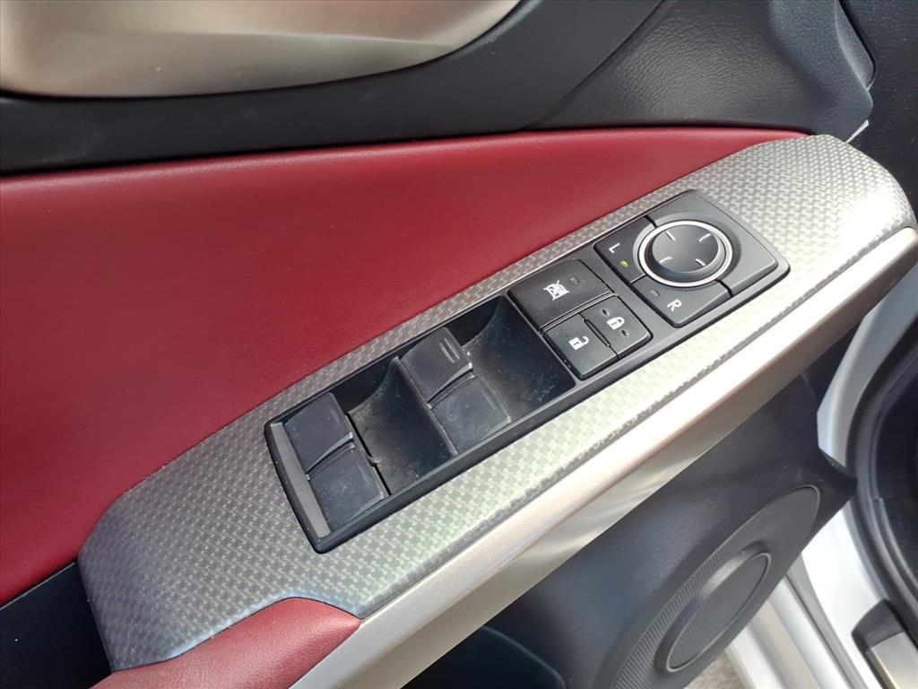 2018 Lexus IS 300 F SPORT photo 7