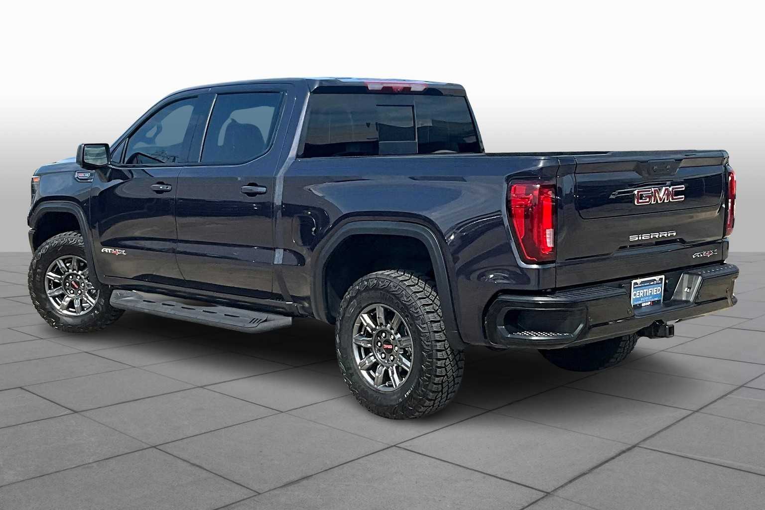 2025 Gmc Sierra 1500 AT4X photo 11