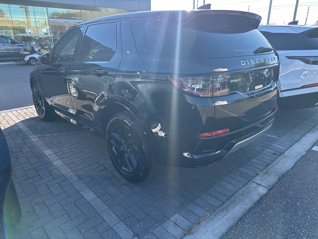 2025 Land Rover Discovery Sport S's photo