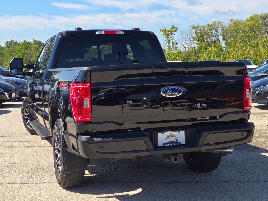 2022 Ford F-150 XLT photo 9