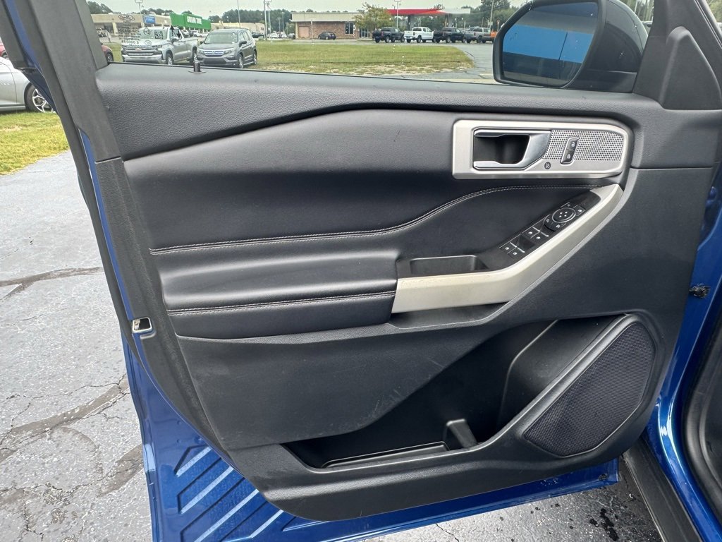 2022 Ford Explorer Limited photo 15